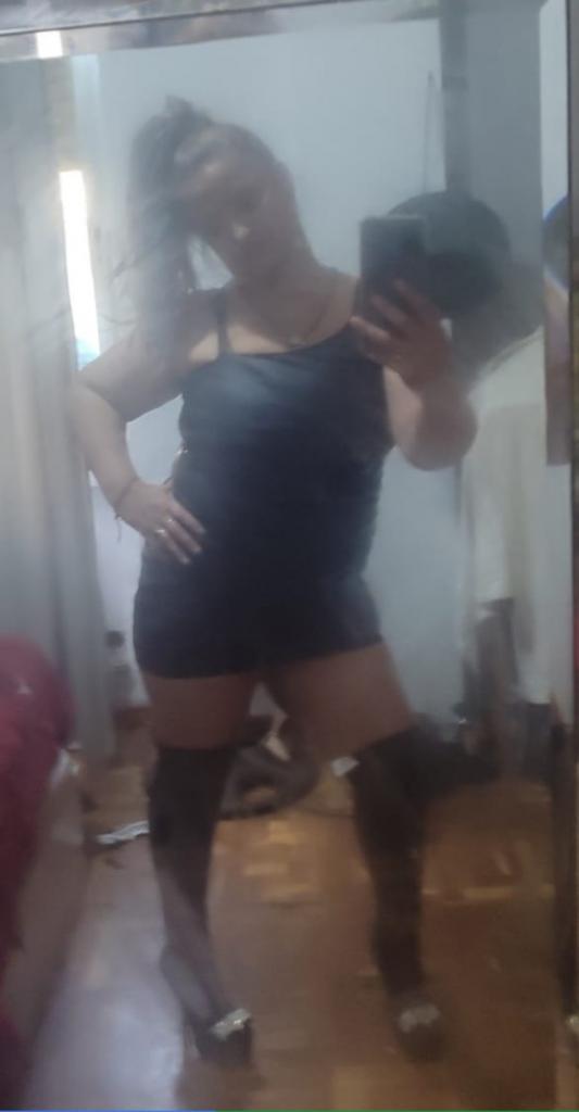 658446136: Chica busca chico en Madrid