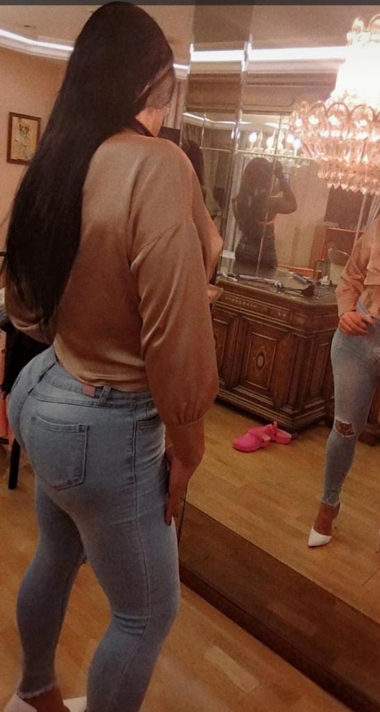 695447326: Transexual en Lérida