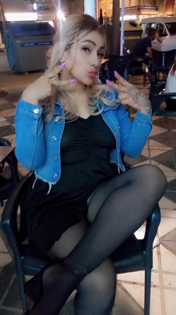 Chica busca chico en Sevilla: 