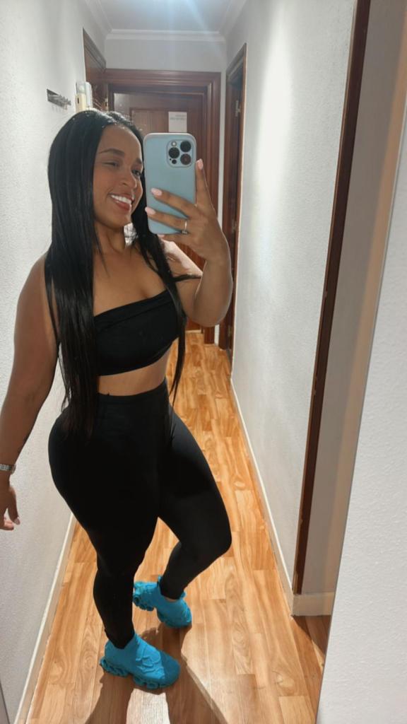 653236879: Chica busca chico en Málaga