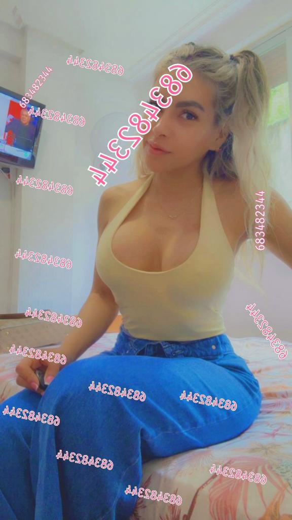 Chica busca chico en La Coruña: Chica busca chico