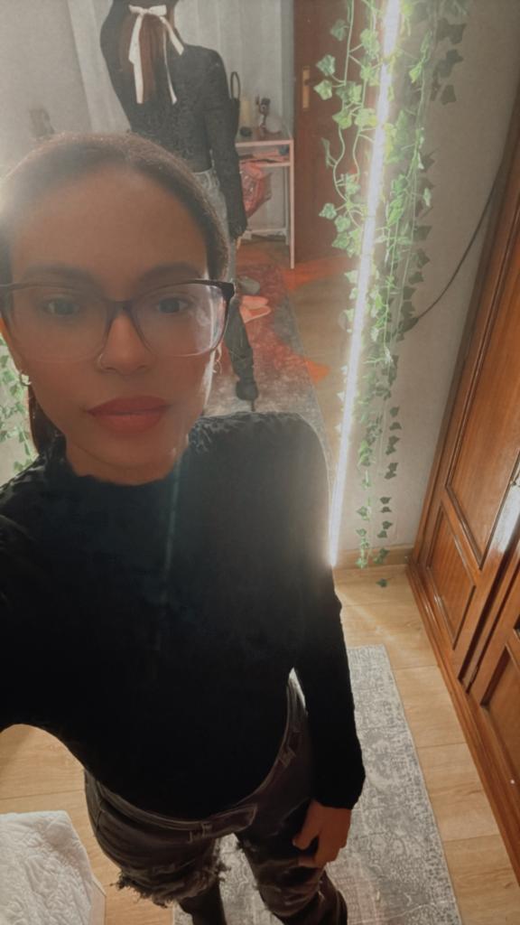 Chica busca chico en Asturias: 