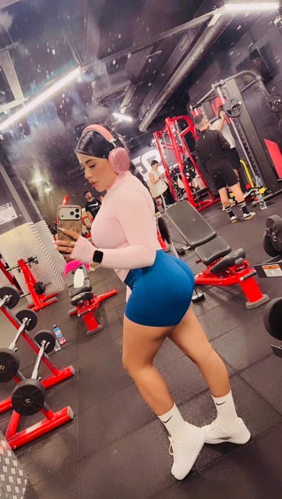 Chica busca chico en Murcia: 