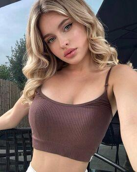 Chica busca chico en Granada: 