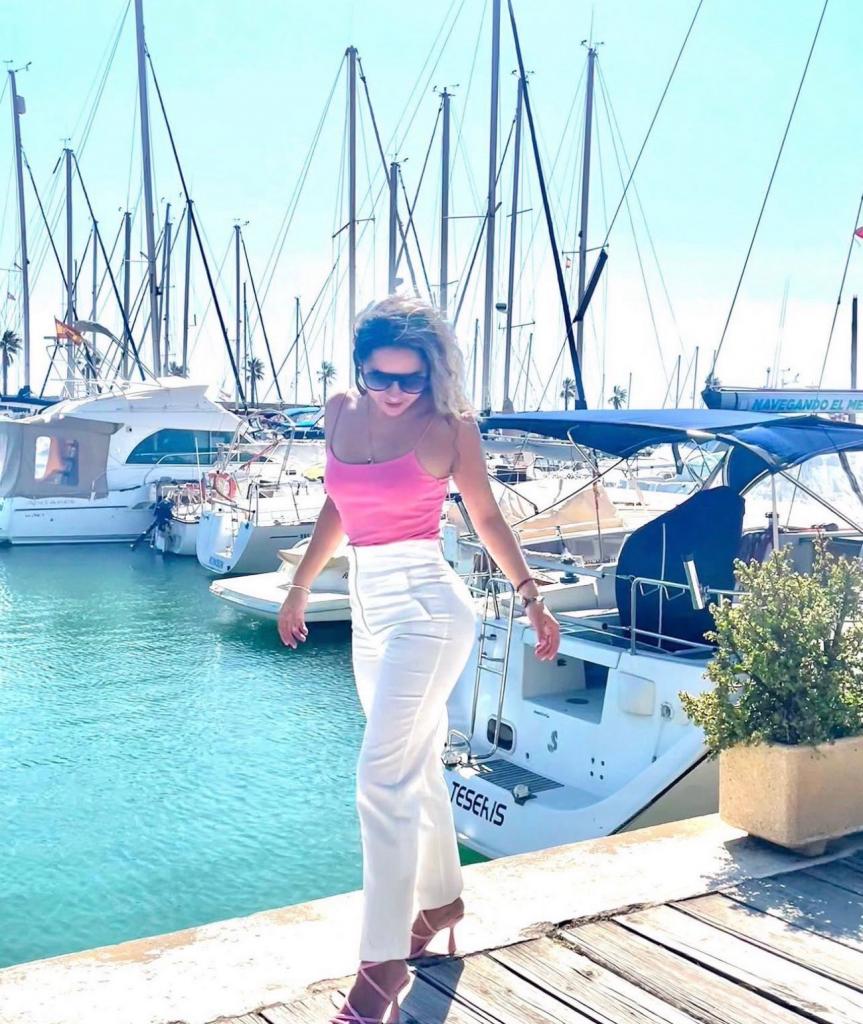 Chica busca chico en Tenerife: 