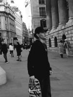 604361387: Chico busca chica en Madrid