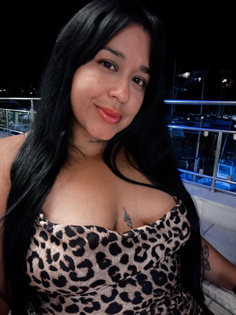 Chica busca chico en Tenerife: 