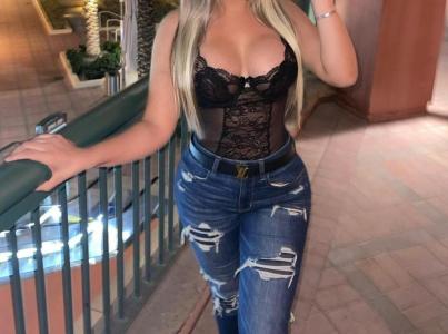 Chica busca chico en Sevilla: 