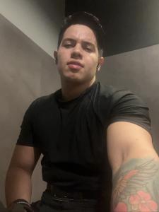 Chico busca chica en Málaga: 