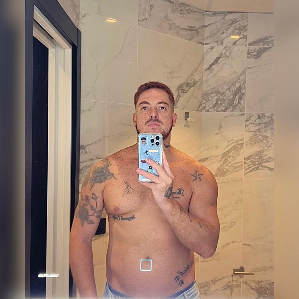 Chico busca chica en Las Palmas: 