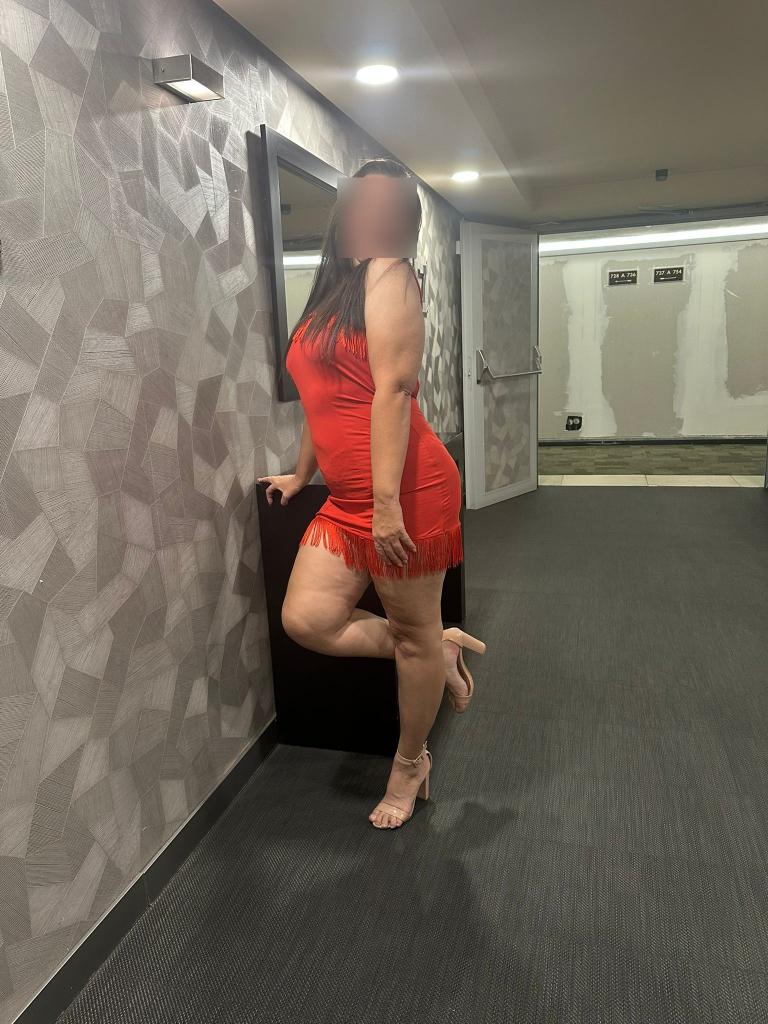 613946314: Chica busca chico en Madrid