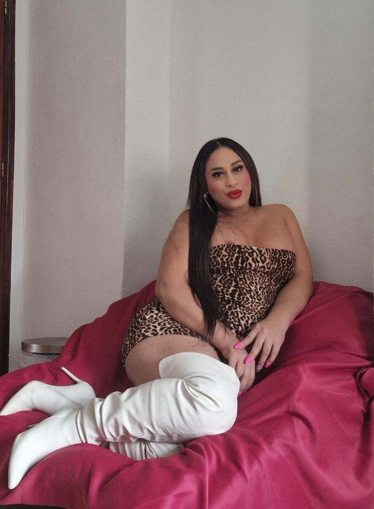 611275347: Transexual en Cantabria