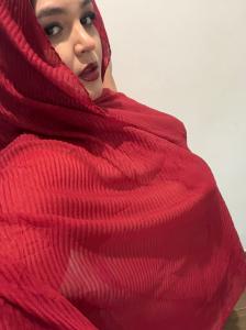 634321773: Chica busca chico en Granada