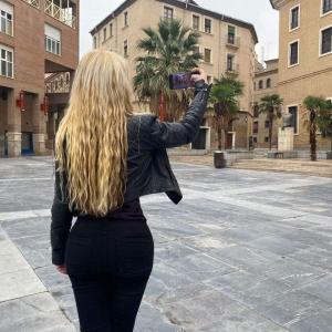 678207790: Chica busca chico en Barcelona