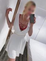 686480638: Chica busca chico en Barcelona