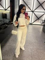 612402481: Chica busca chico en Pontevedra