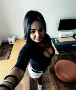 Chica busca chico en La Coruña: 