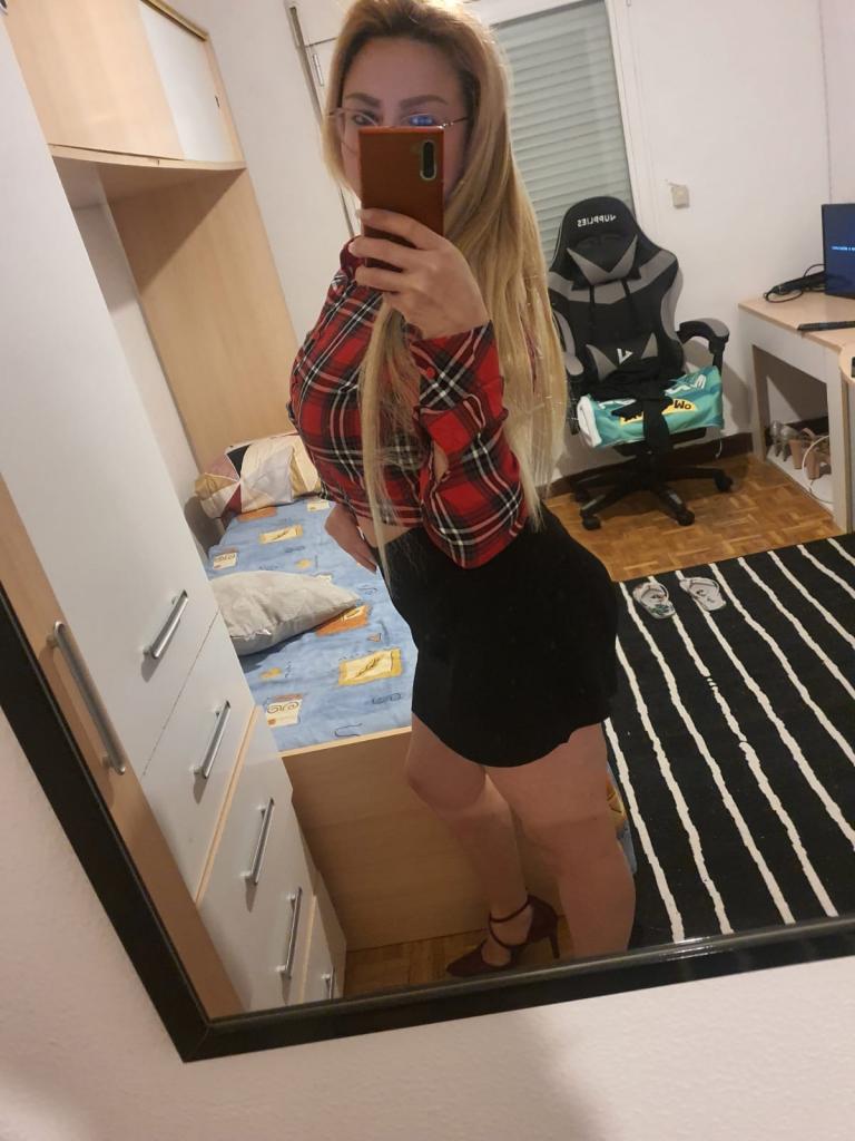 Chica busca chico en Burgos: 