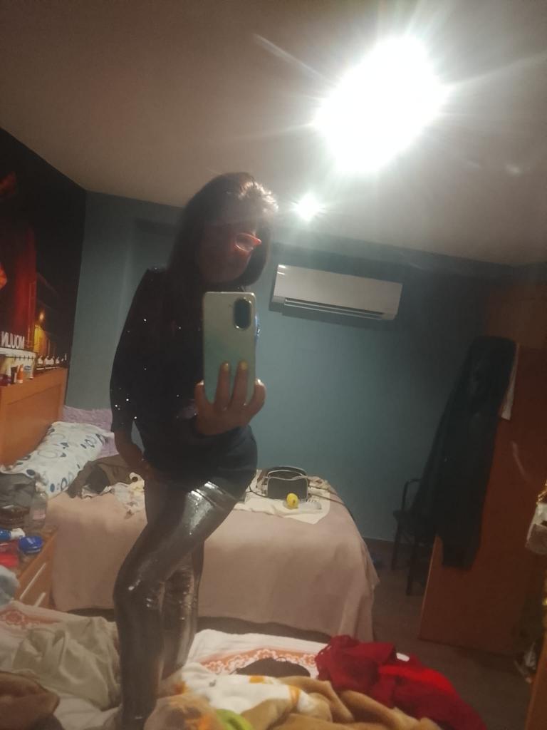 Chica busca chico en Jaén: 