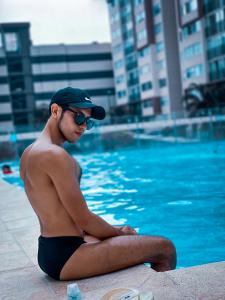 607496297: Chico busca chica en Málaga