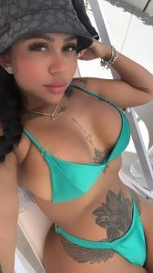 647083903: Chica busca chico en Sevilla