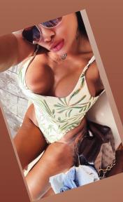 685720671: Chica busca chico en Sevilla