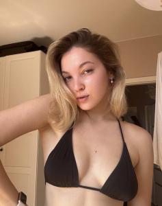 Chica busca chico en Almería: 