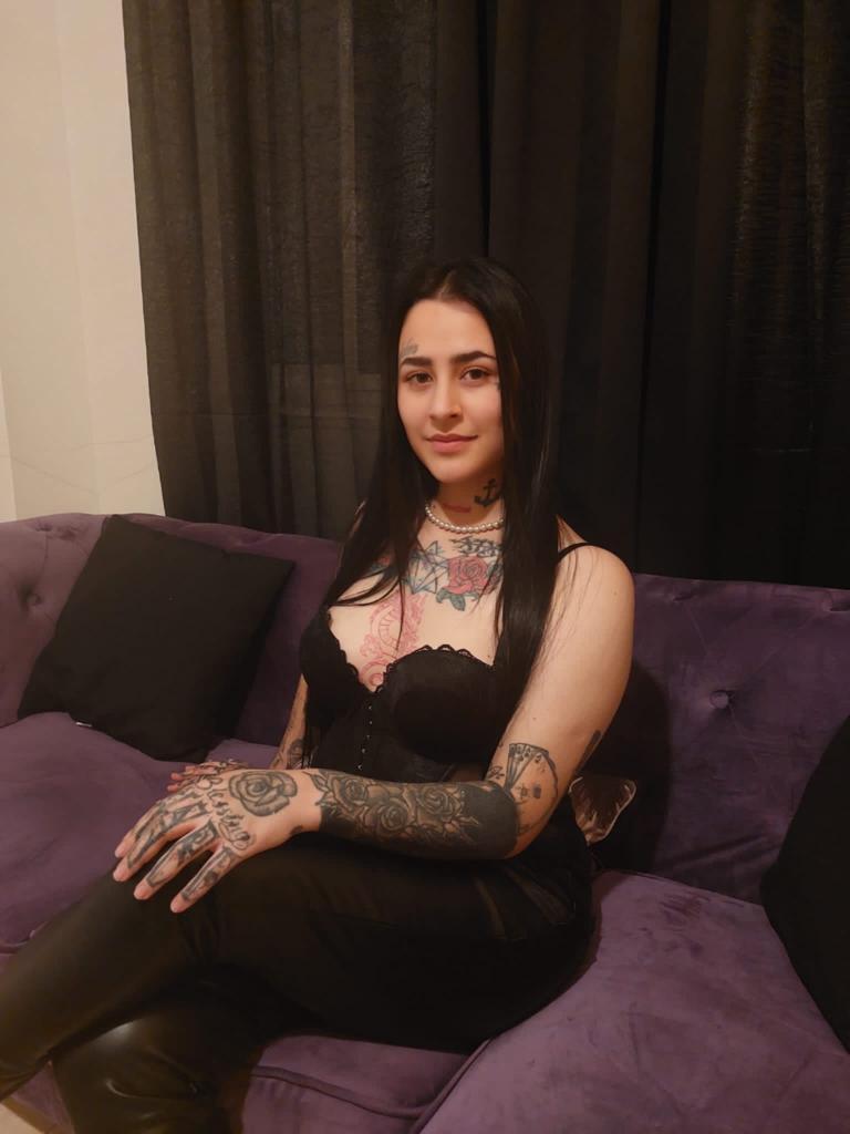 Chica busca chico en Madrid: 