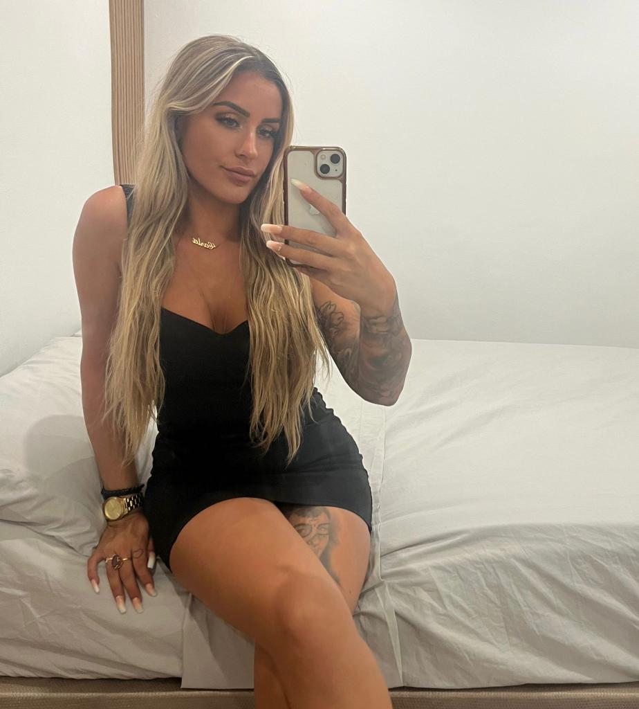 Chica busca chico en Cádiz: 