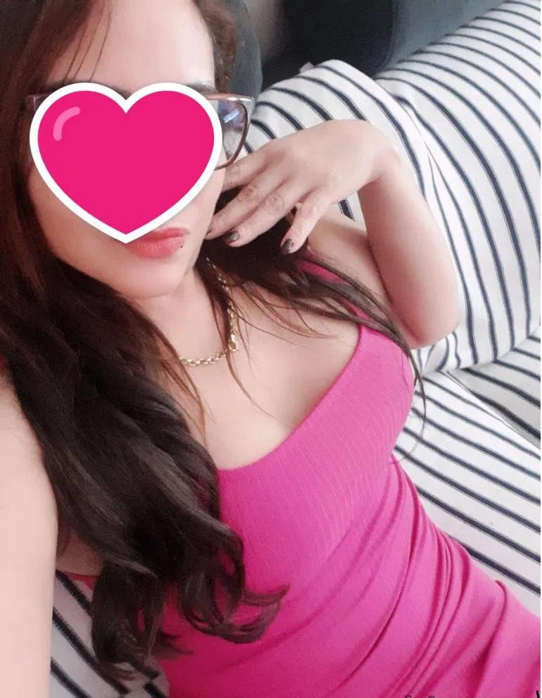 647210209: Chica busca chico en Valencia
