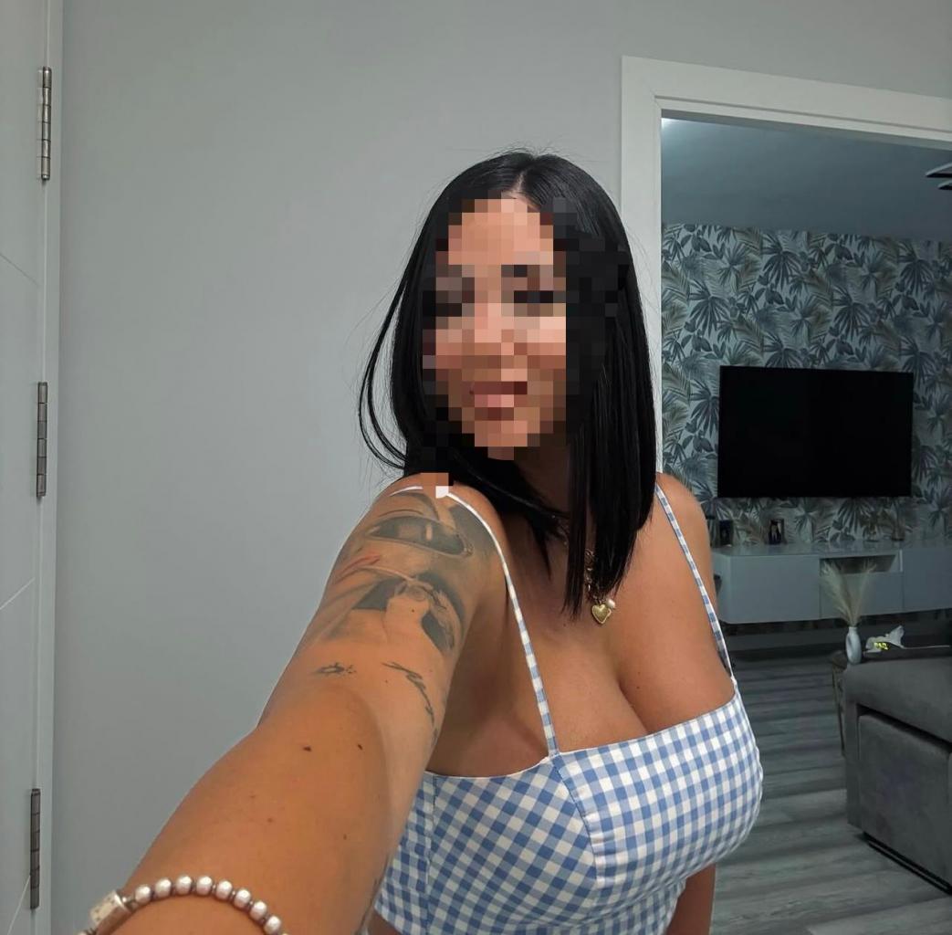 642533578: Chica busca chico en Murcia