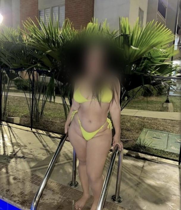 632941535: Chica busca chico en Barcelona