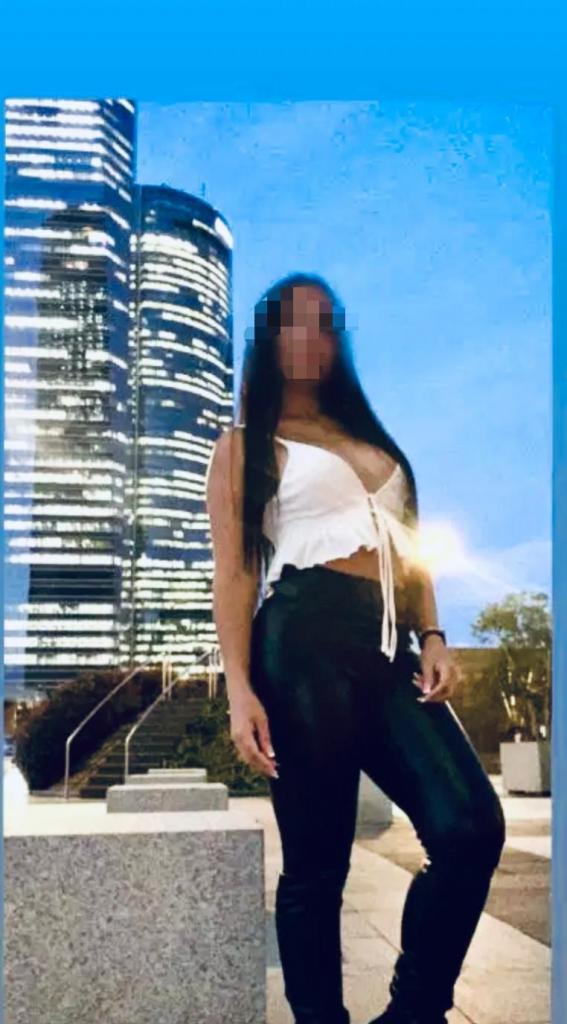 613286946: Chica busca chico en Málaga