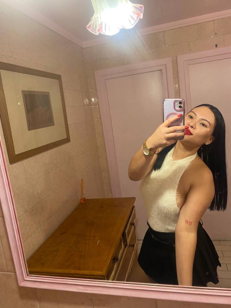 613693633: Chica busca chico en Málaga