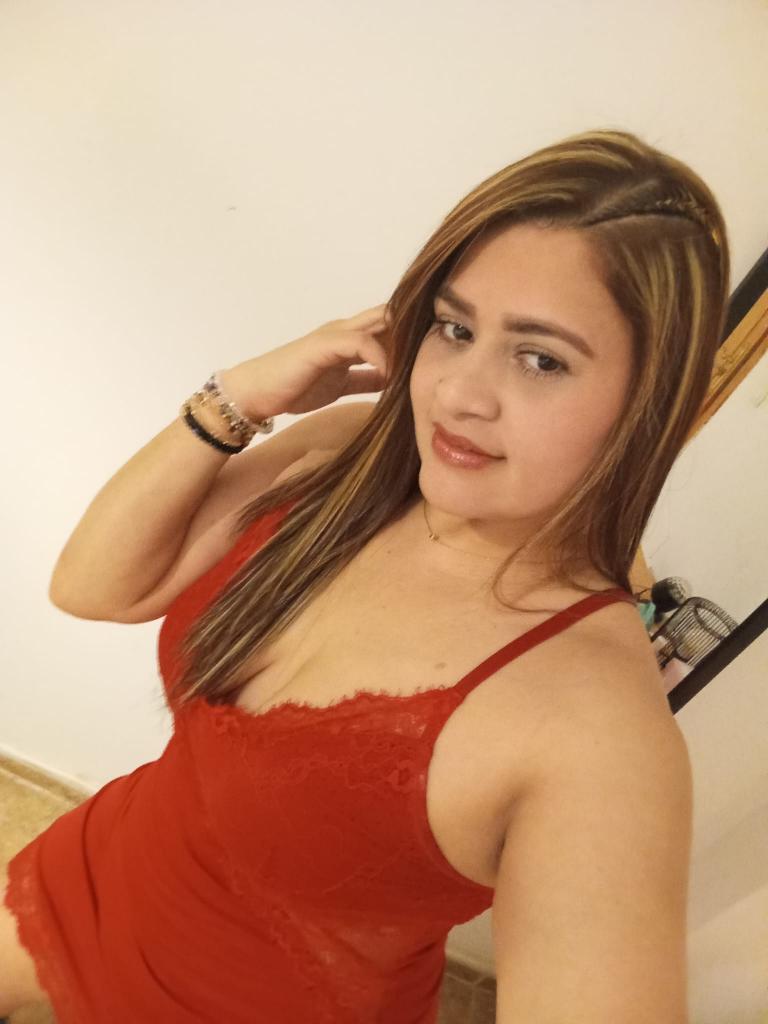 643427988: Chica busca chico en Huesca