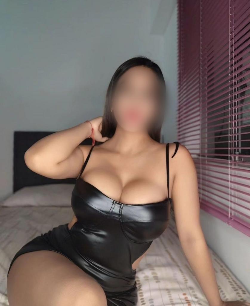 Chica busca chico en Orense: 