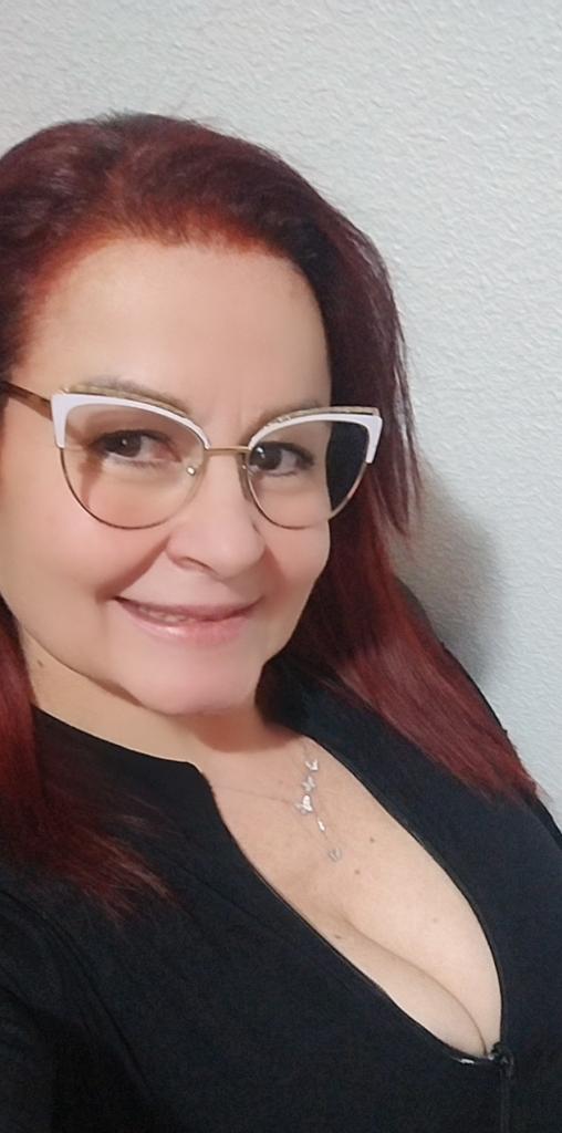 Chica busca chico en Almería: 