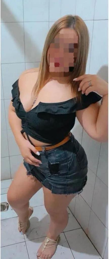 Chica busca chico en Cádiz: 