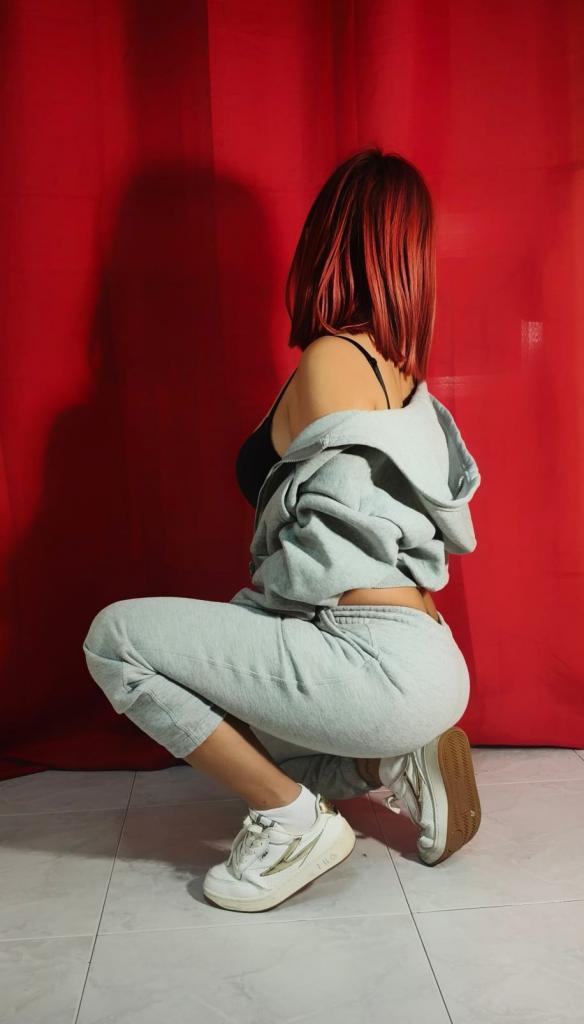 Chica busca chico en Orense: 