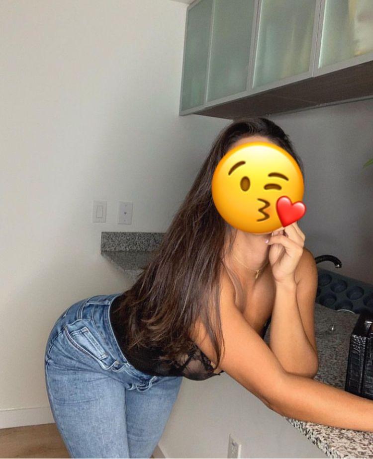 Chica busca chico en Zaragoza: 