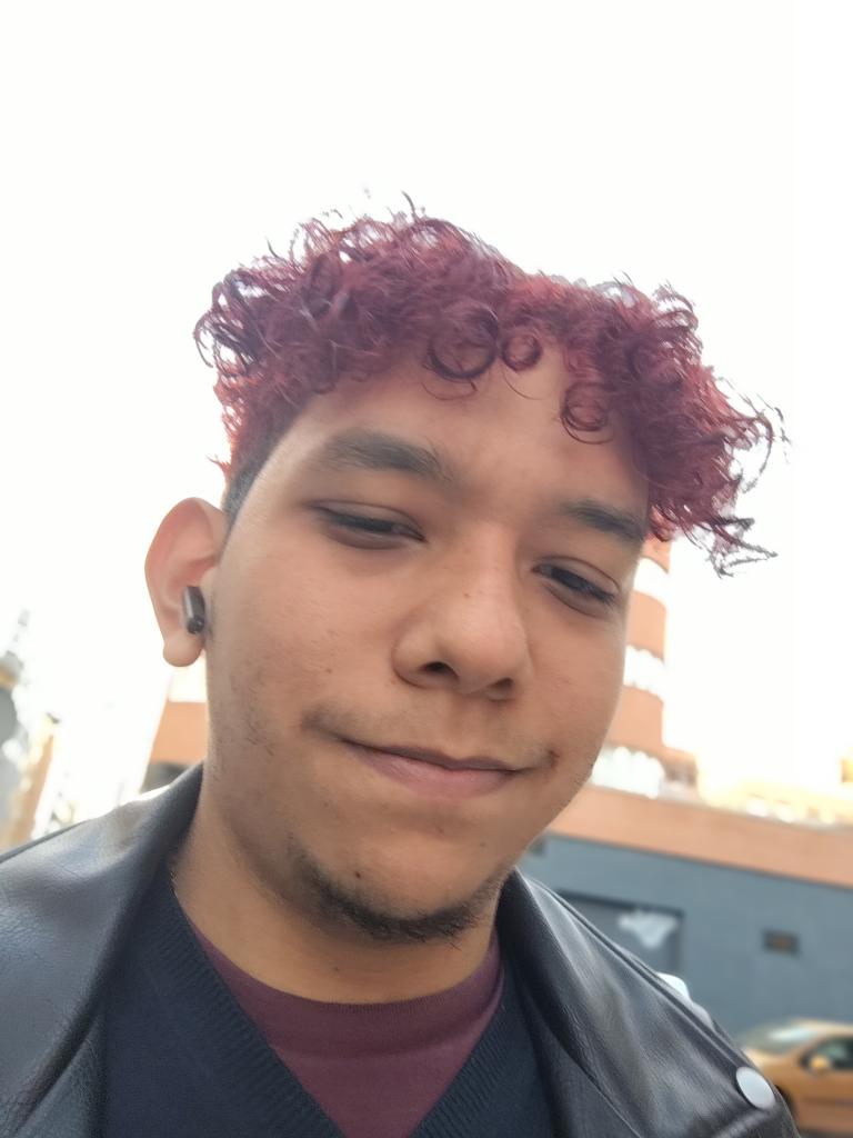 Chico busca chica en Almería: 