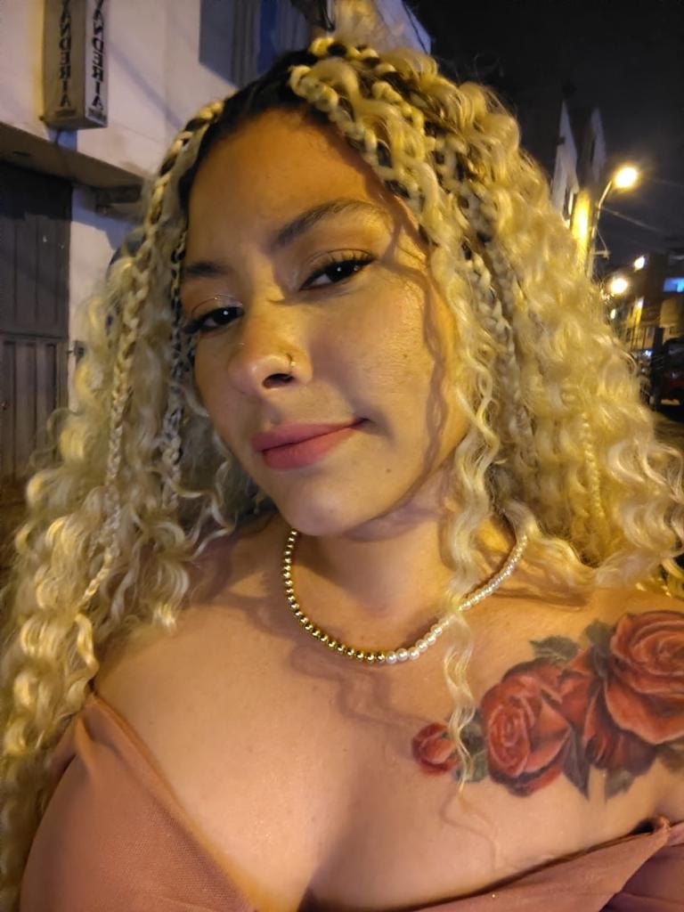 Chica busca chico en Cádiz: 