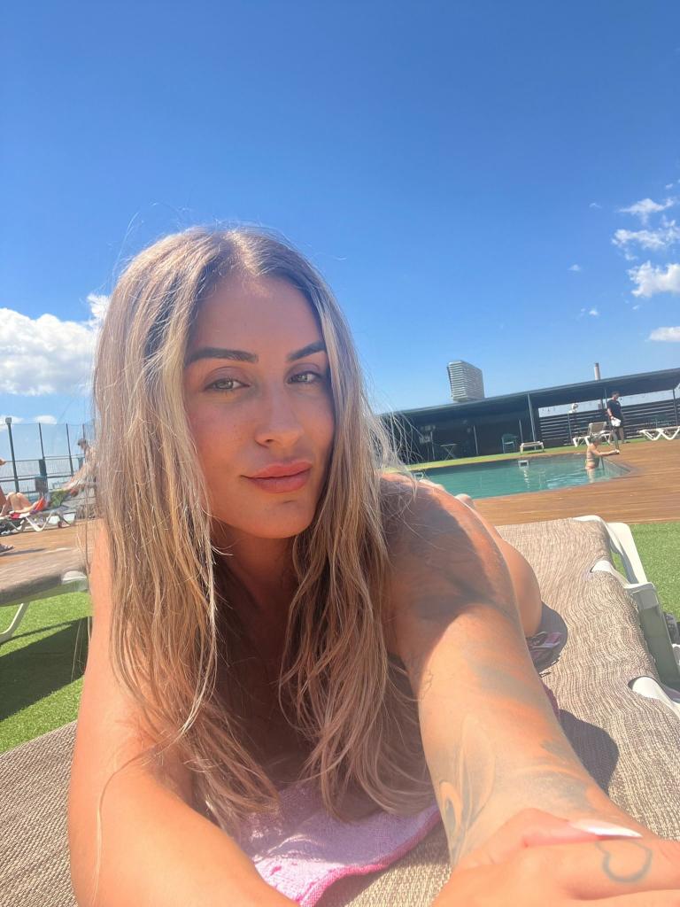 Chica busca chico en Cádiz: 