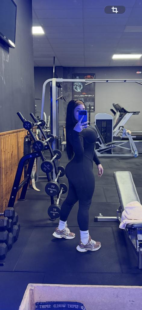 Chica busca chico en Sevilla: 