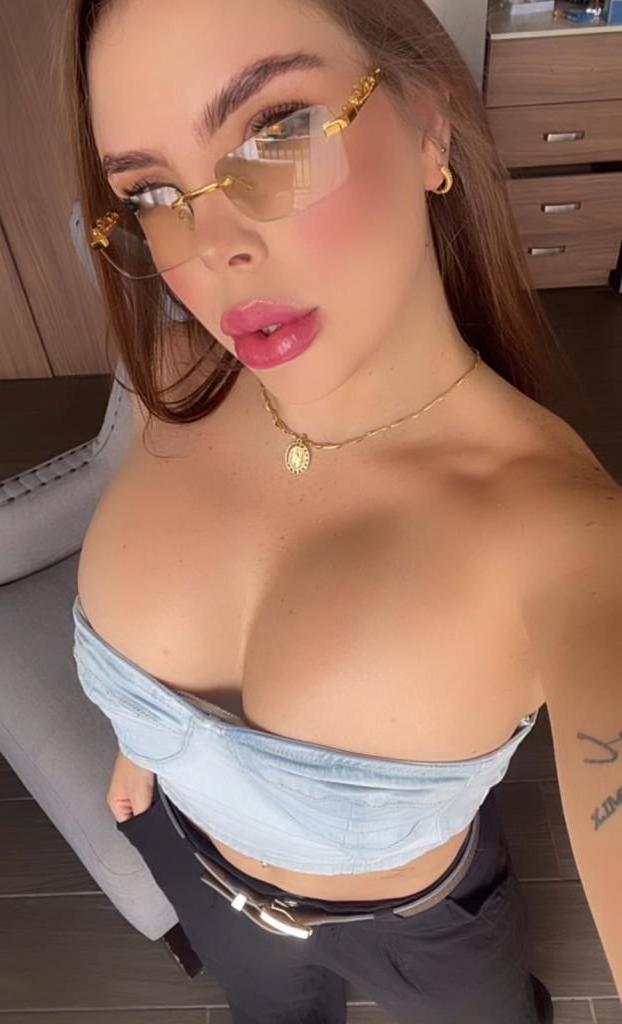 Chica busca chico en Murcia: Chica busca chico