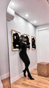 643693379: Chica busca chico en Sevilla