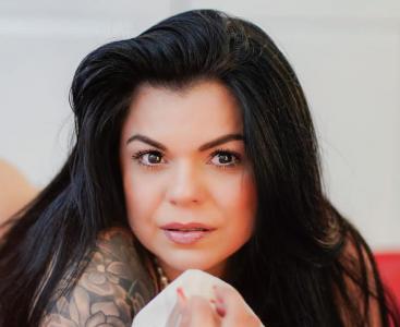 647210209: Chica busca chico en Valencia