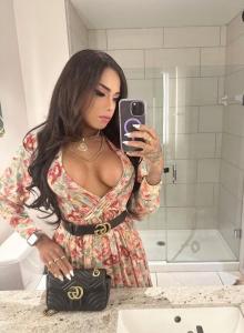 607875824: Transexual en Barcelona