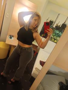 602821680: Chica busca chico en Tenerife