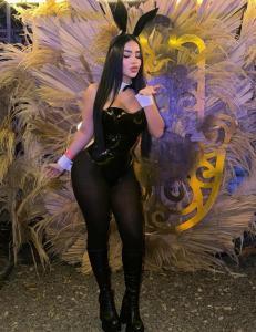 627534923: Chica busca chico en Barcelona